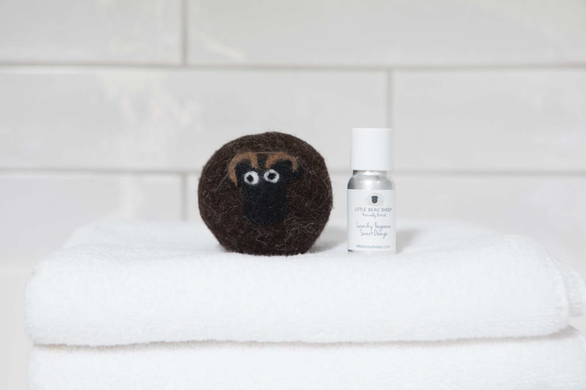 Black Welsh Mountain Laundry Ball & Sweet Orange *limited stock*