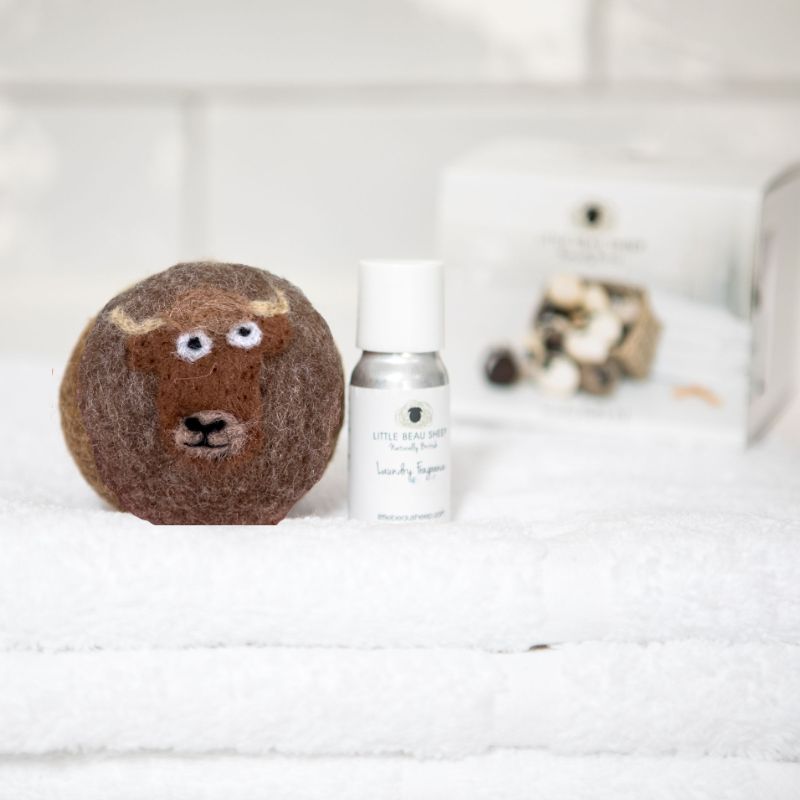 Highland Cow Laundry Ball with Original Laundry Fragrance - Image 2